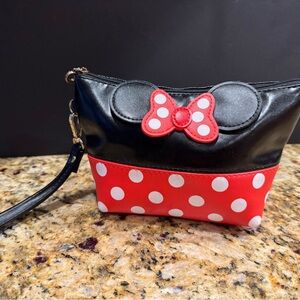 Minnie Mouse Polka Dot Bow Wristlet